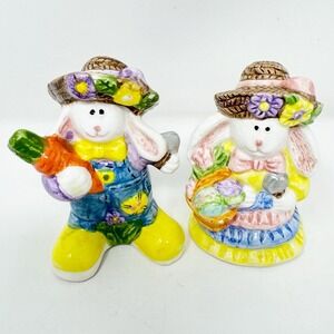 Vintage Easter Bunnies Salt Pepper Shakers Farmer‎ Rabbits Holiday Decor Spring